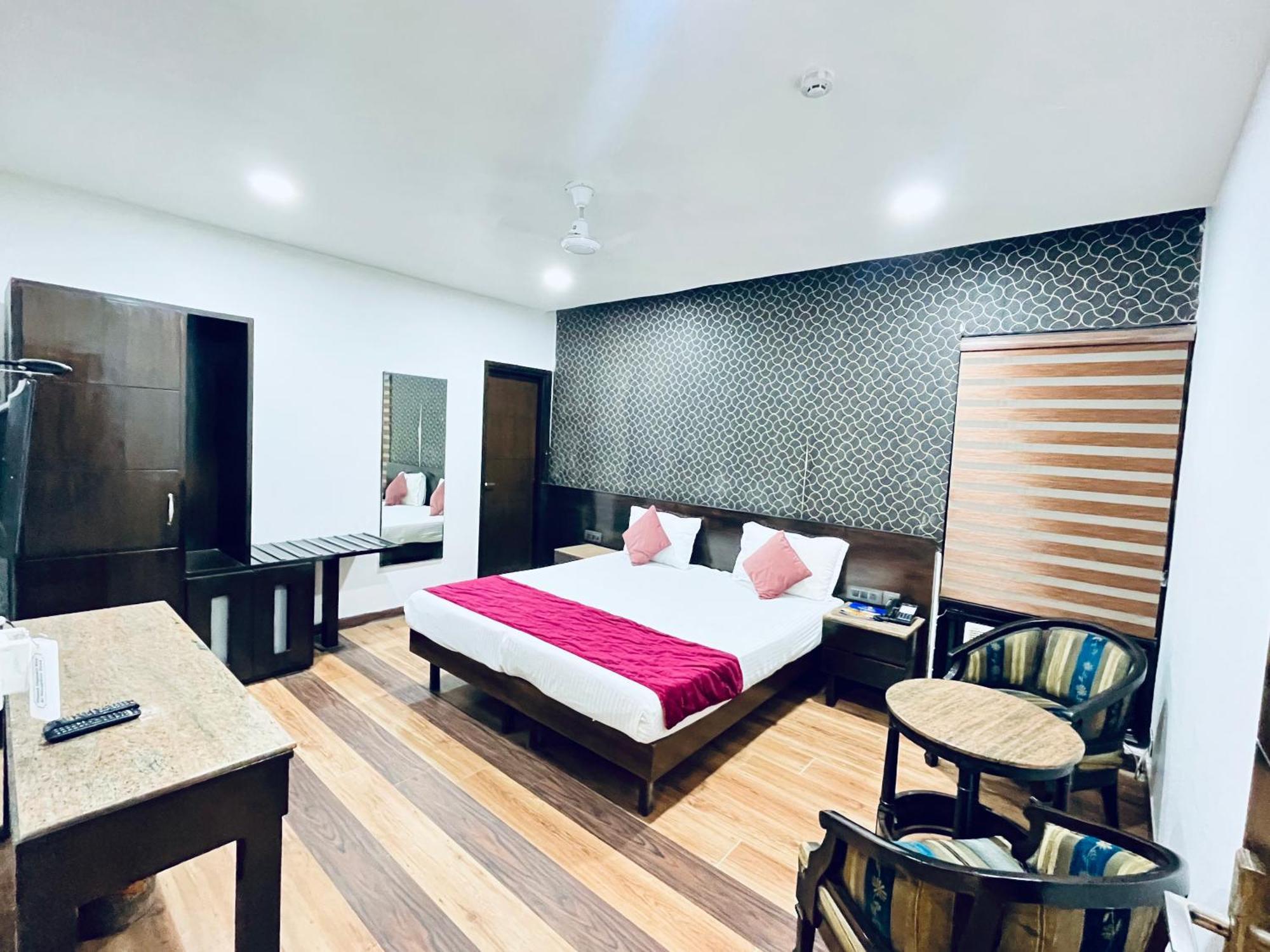 Ganga Ashoka Hotel Rishīkesh Dış mekan fotoğraf
